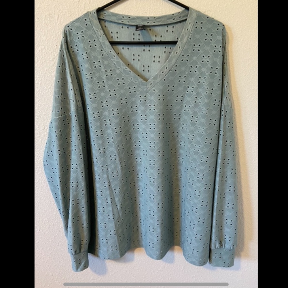 Teal colored top
